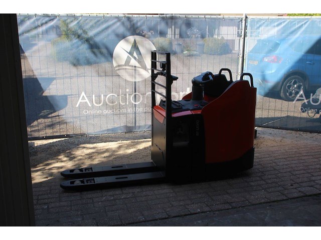Palletwagen toyota lpe220 elektrisch 2200kg 2021 - afbeelding 1 van  1