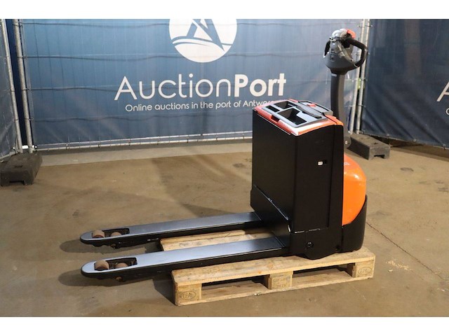 Palletwagen toyota lwe160 elektrisch 1600kg 2014 - afbeelding 1 van  1