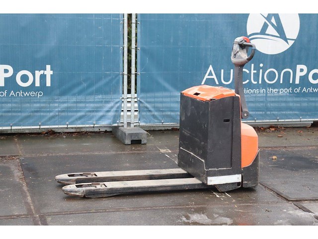 Palletwagen toyota lwe180 elektrisch 1800kg 2018 - afbeelding 1 van  1