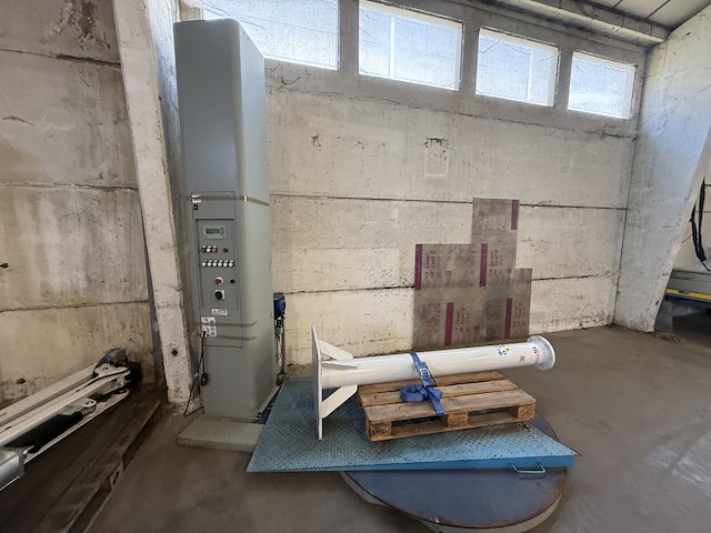 Palletwikkelaar met oprijplatform - afbeelding 4 van  5