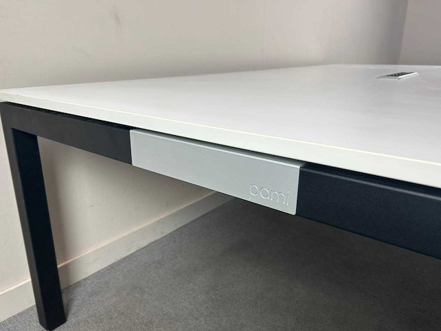 Pami - - vergadertafel - afbeelding 2 van  9