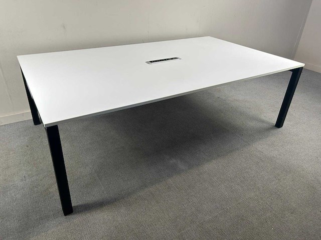 Pami - - vergadertafel - afbeelding 4 van  9