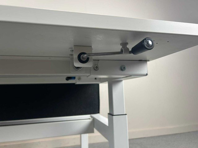 Pami - 2p workbench - desktable - afbeelding 10 van  11