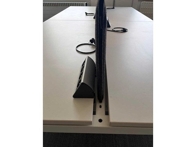 Pami - 4-persoons workbench - bureaus (6x) - afbeelding 10 van  11