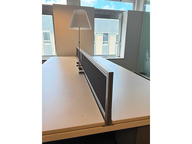 Pami - 4p-workbench - bureau (2x) - afbeelding 8 van  13