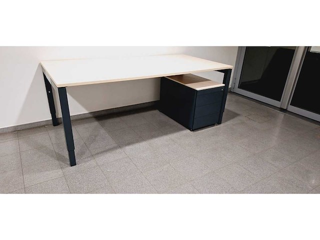 Pami - bureau met ladenblok (4x) - afbeelding 2 van  9