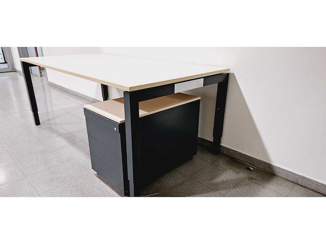 Pami - bureau met ladenblok - afbeelding 5 van  9