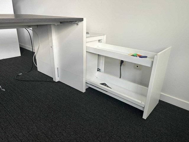 Pami - directiebureau - bureau - afbeelding 3 van  5