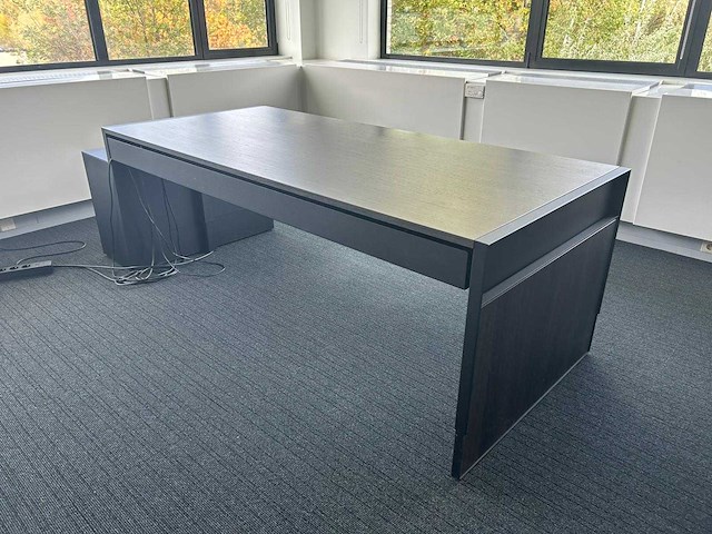 Pami - directiebureau - bureau - afbeelding 1 van  6