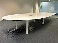 Pami - ovaal - vergadertafel - vergadertafel - afbeelding 3 van  4
