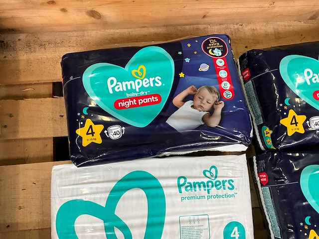 Pampers diverse maten luier verpakkingen (10x) - afbeelding 7 van  8