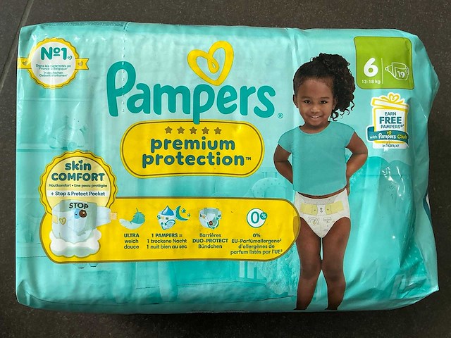 Pampers premium protection 13-18kg baby luiers (608x) - afbeelding 1 van  2