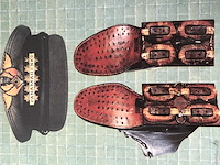 Panamarenko - magnetische schoenen - afbeelding 1 van  4