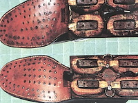 Panamarenko - magnetische schoenen - afbeelding 4 van  4