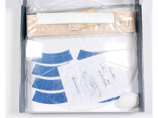 Panamarenko - vliegend eiland - afbeelding 2 van  2