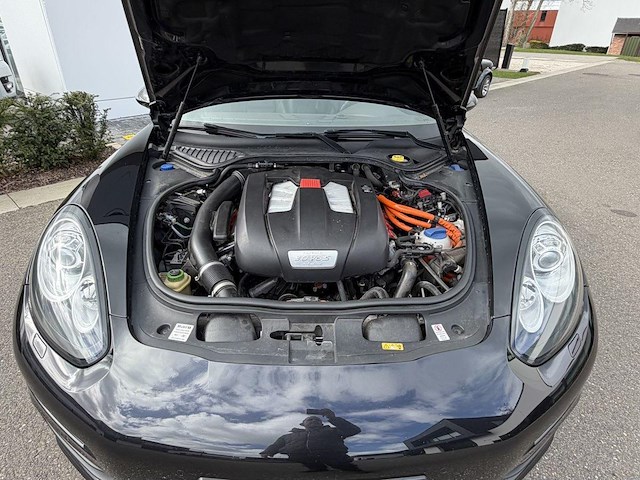 Panamera s hybrid - afbeelding 16 van  28