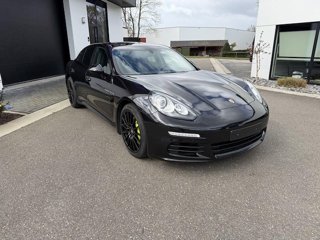 Panamera s hybrid - afbeelding 22 van  28