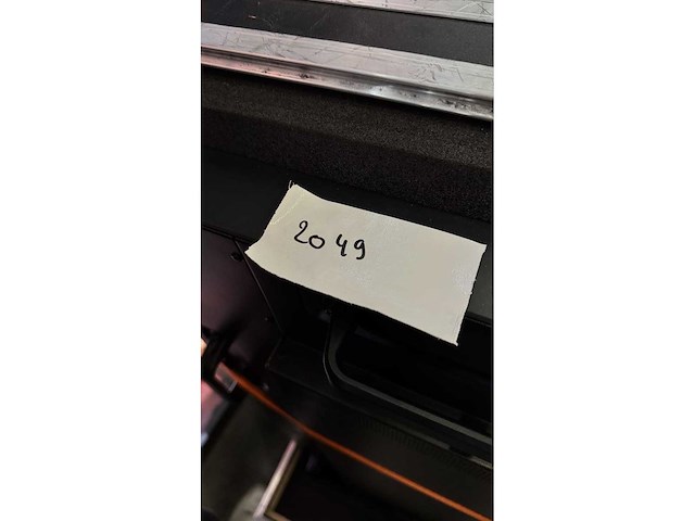 Panasonic - 98" lcd e-led display th - 98sq1 monitor - afbeelding 5 van  5