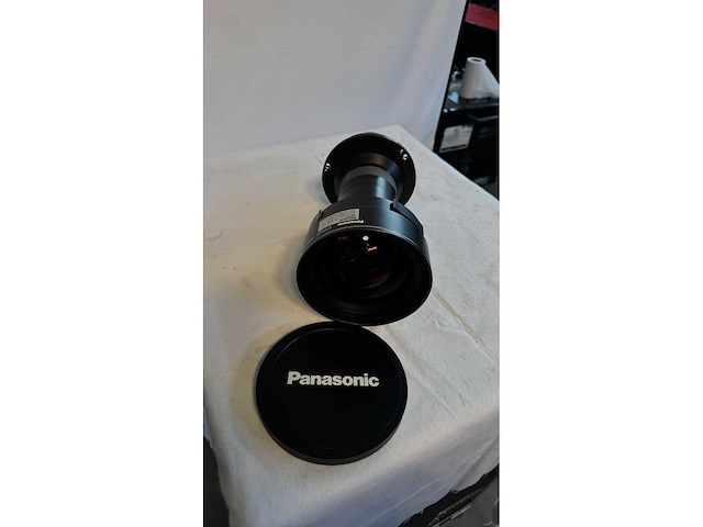 Panasonic - lens 0.8:1 for panasonic pt-d series 3chip dlp et-d75le5 - afbeelding 3 van  5