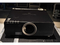 Panasonic - pt dx810e - incl flightcase - afbeelding 1 van  4