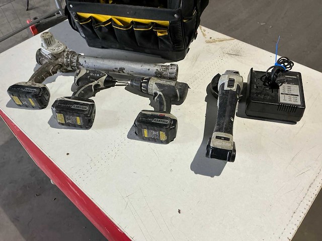 Panasonic accugereedschap (4x) - afbeelding 1 van  13