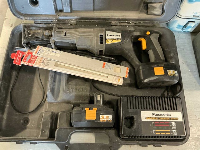 Panasonic ey3544 reciprozaag - afbeelding 1 van  3