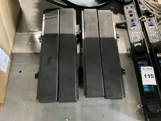 Panasonic th42 display (5x) - afbeelding 4 van  4