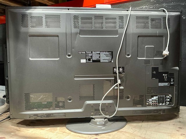 Panasonic tx-p50g20es televisie - afbeelding 2 van  3