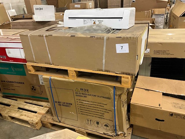 Panasonic warmtepomp (2x) + airconditioning - afbeelding 1 van  6