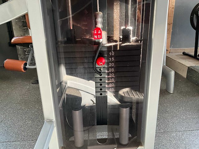 Panatta gluteus machine kickback fitness toestel krachttraining - afbeelding 8 van  10