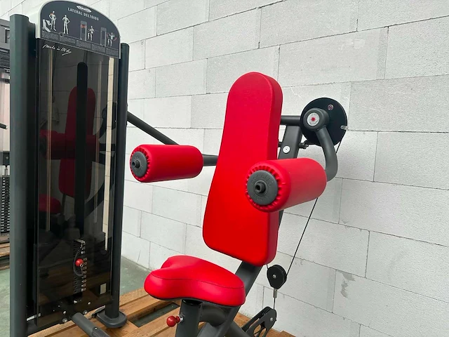 Panatta side lateral raise krachtstation - afbeelding 2 van  4