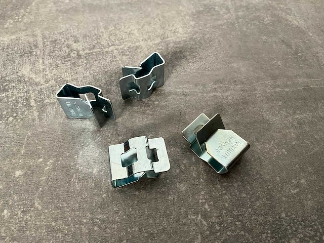 Panduit 1.78 kg kabelband 22,4x14,2x11,5 in stapelbare bak - afbeelding 4 van  7