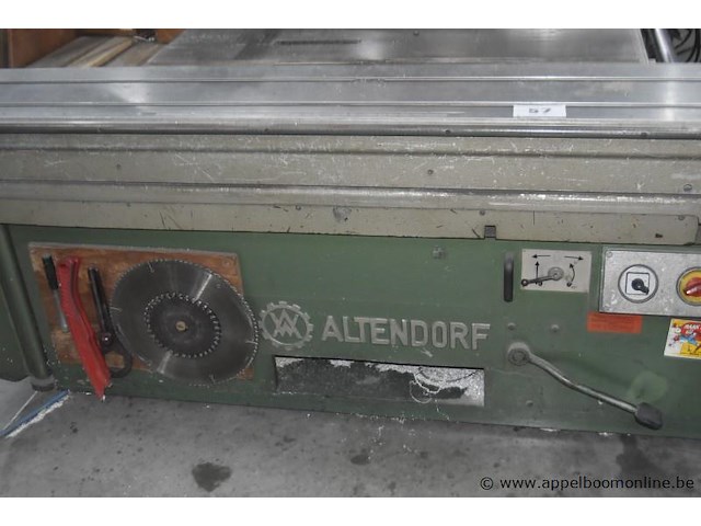 Paneelformaatzaag altendorf, werking niet gekend - afbeelding 2 van  4