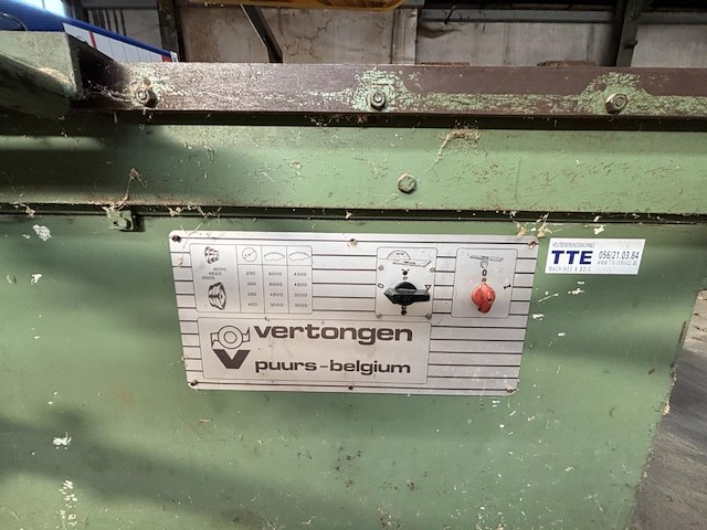 Paneelzaagmachine vertongen - afbeelding 3 van  10