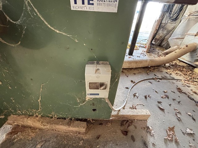 Paneelzaagmachine vertongen - afbeelding 7 van  10