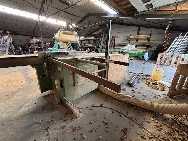 Paneelzaagmachine vertongen - afbeelding 8 van  10