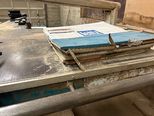 Panel cutting sawing machine - afbeelding 7 van  7
