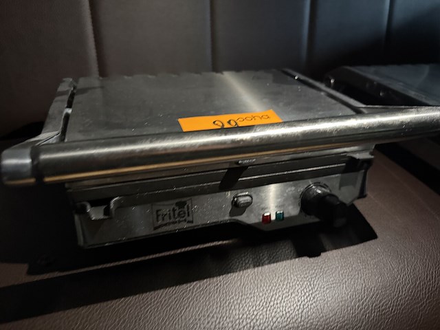 Panini-grill apparaat fritel - afbeelding 1 van  3