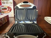 Pannenkoekenmaker + croque machine - afbeelding 3 van  3