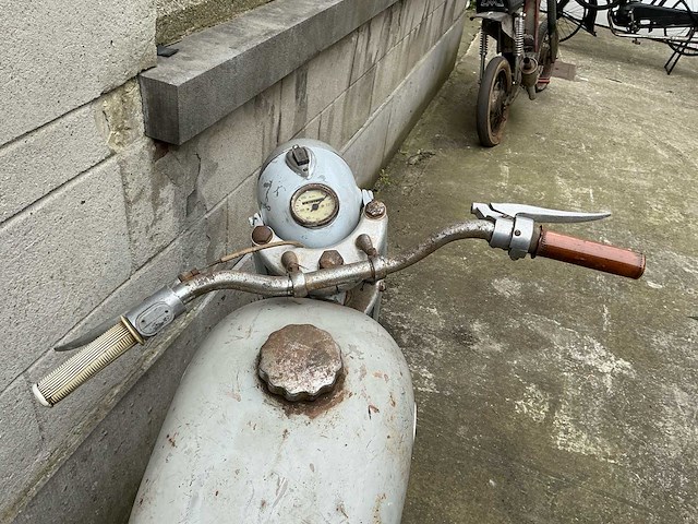 Pannonia motorfiets - afbeelding 6 van  17