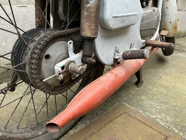 Pannonia motorfiets - afbeelding 9 van  17