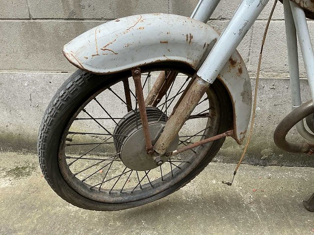 Pannonia motorfiets - afbeelding 12 van  17