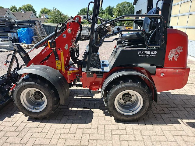 Panther w25 (kubota) miniloader - afbeelding 8 van  35