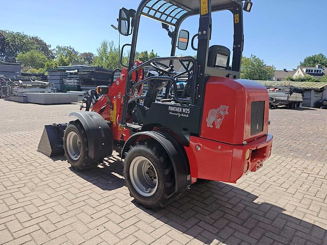 Panther w25 (kubota) miniloader - afbeelding 30 van  35