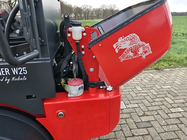 Panther w25 (kubota) miniloader - afbeelding 10 van  30