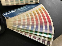 Pantone kleurenkaarten - afbeelding 6 van  7