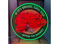 Papa's garage neonbord - diverse lichtapparatuur