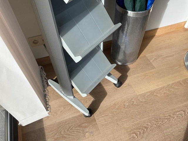 Paperflow easydisplays mobiel folderrek - afbeelding 5 van  6