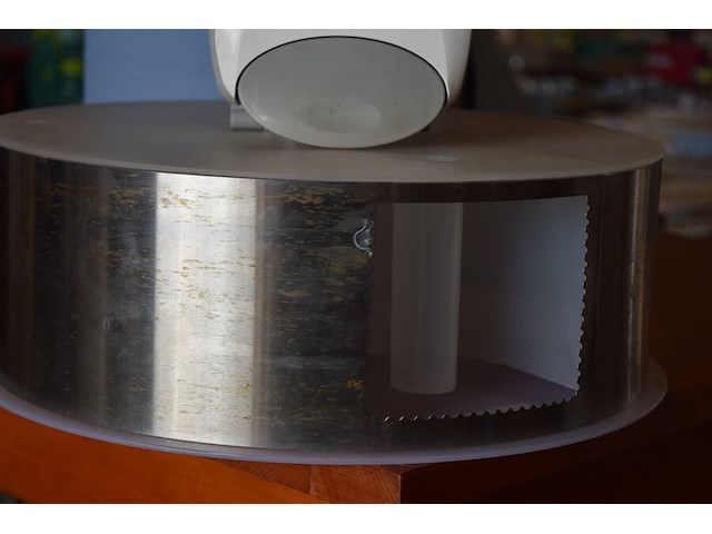 Papier en handzeep dispender - afbeelding 2 van  3