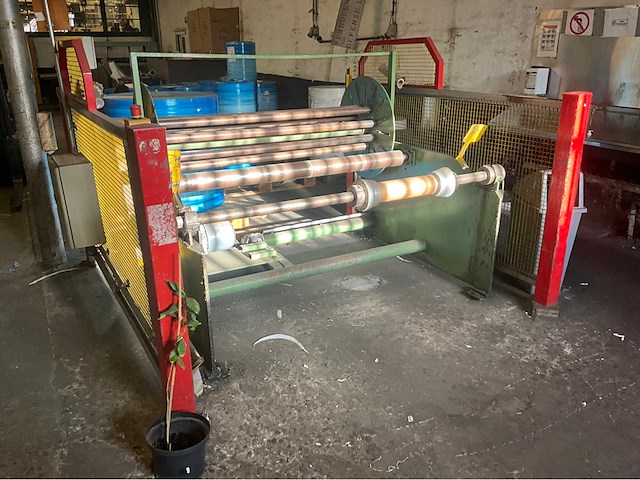 Papierhaspel - afbeelding 1 van  9